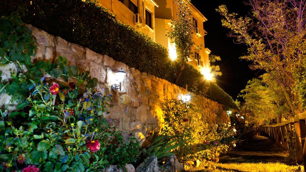 Hospedium Hostal Restaurante El Mirador De أتينثا المظهر الخارجي الصورة