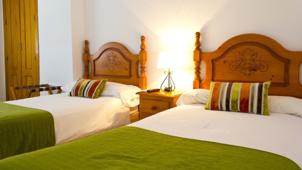 Hospedium Hostal Restaurante El Mirador De أتينثا المظهر الخارجي الصورة